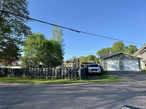 621 E Broad, L'anse, MI 49946 photo 34