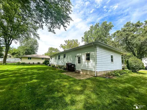 296 E Hurd, Monroe, MI 48162 photo 44