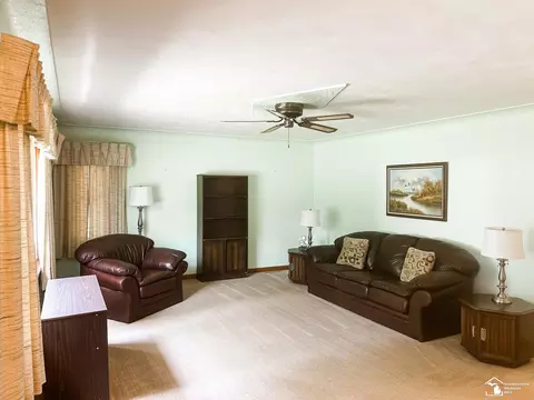296 E Hurd, Monroe, MI 48162 photo 6