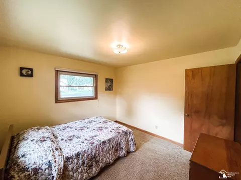 296 E Hurd, Monroe, MI 48162 photo 29