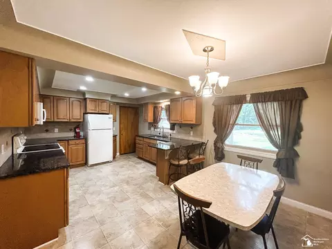 296 E Hurd, Monroe, MI 48162 photo 19