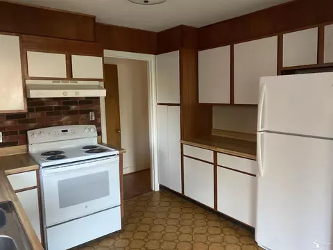 Kitchen - 642 Maple, Monroe, MI 48162 photo 1 of 2