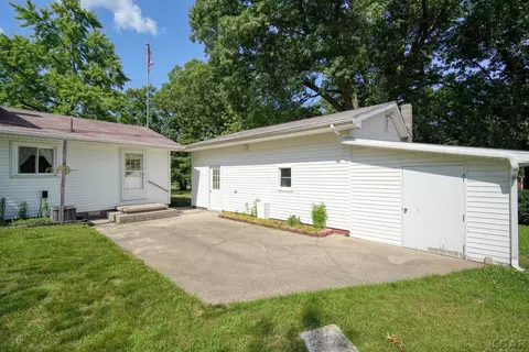 Exterior - 2745 E Carleton, Adrian, MI 49221 photo 8 of 14