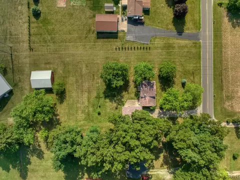 View/Area - 2745 E Carleton, Adrian, MI 49221 photo 5 of 8