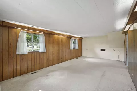 Living - 2745 E Carleton, Adrian, MI 49221 photo 4 of 4