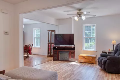 548 Grace, Owosso, MI 48867 photo 3