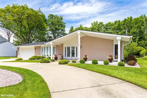 35770 Hatherly, Sterling Heights, MI 48310
