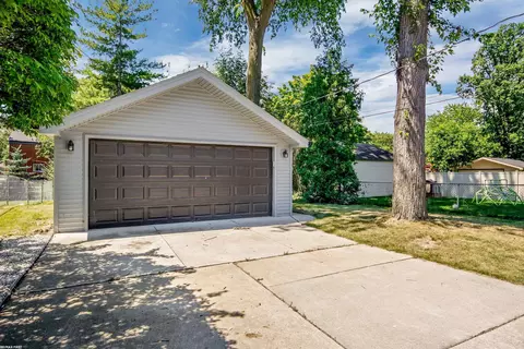 1771 Severn, Grosse Pointe Woods, MI 48236 photo 29