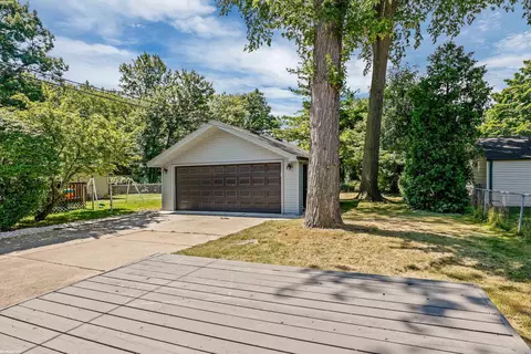 1771 Severn, Grosse Pointe Woods, MI 48236 photo 28