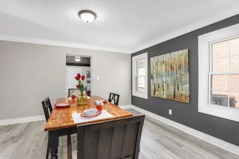 1771 Severn, Grosse Pointe Woods, MI 48236 photo 8