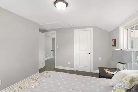 1771 Severn, Grosse Pointe Woods, MI 48236 photo 18
