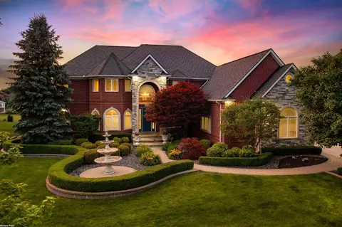 6581 Pond, Washington Township, MI 48094