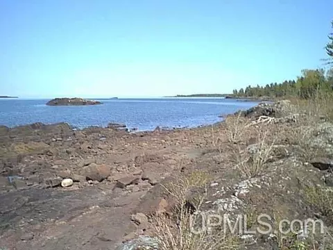 27 Keweenaw, Copper Harbor, MI 49918