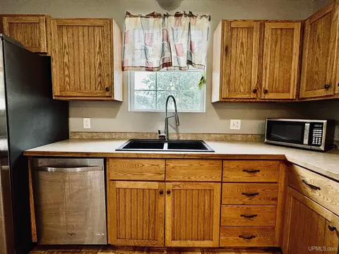 970 N Westwood, Ishpeming, MI 49849 photo 5