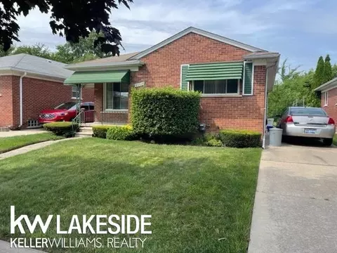 22517 Trombly, Saint Clair Shores, MI 48080
