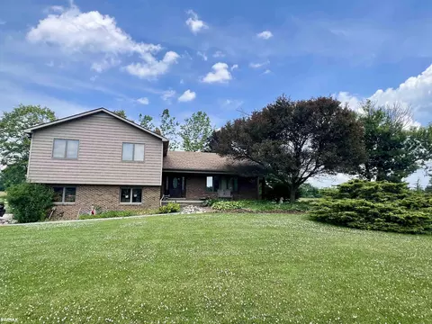 9718 Lindsey, Casco, MI 48064