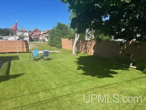 310 Birch, Munising, MI 49862 photo 36