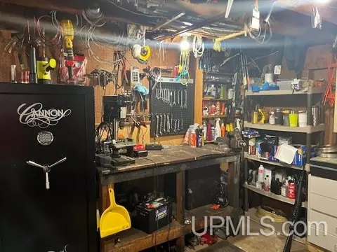 310 Birch, Munising, MI 49862 photo 26