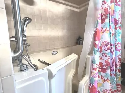 108 E Park, Harrison, MI 48625 photo 21