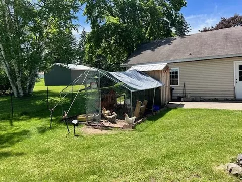 108 E Park, Harrison, MI 48625 photo 34