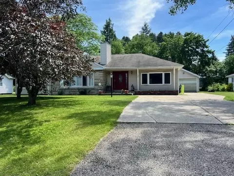 108 E Park, Harrison, MI 48625