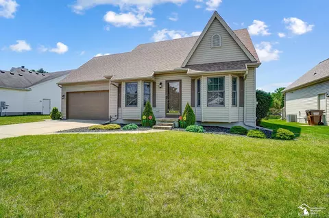 867 Eagle Rdg, Temperance, MI 48182
