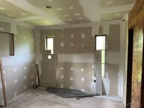 Bedroom - 695 Big Oaks, Gladwin, MI 48624 photo 1 of 1