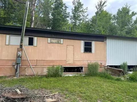 Exterior - 695 Big Oaks, Gladwin, MI 48624 photo 2 of 3