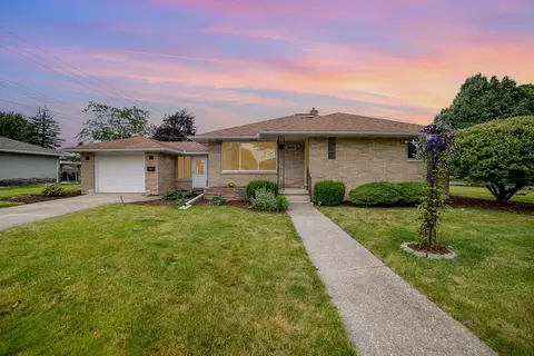 1807 33rd, Bay City, MI 48708