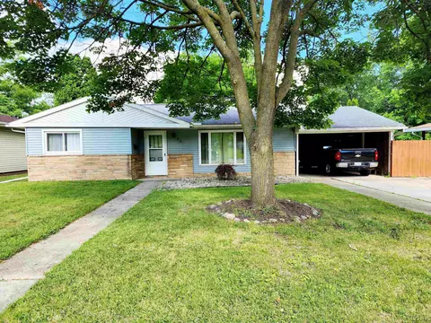 837 Croswell, Adrian, MI 49221