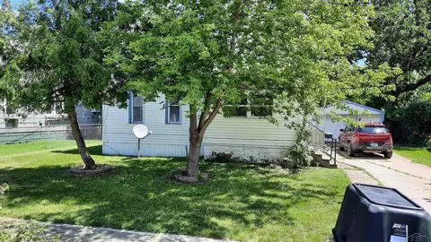 2916 Monroe, Saginaw, MI 48604