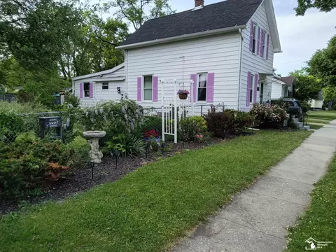 537 Riverview, Monroe, MI 48162 photo 2