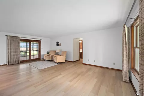 1006 E Temperance, Temperance, MI 48182 photo 8