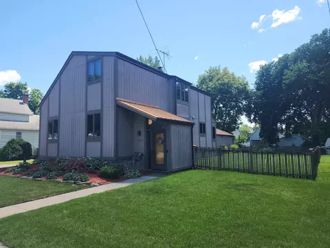2128 3rd, Bay City, MI 48708