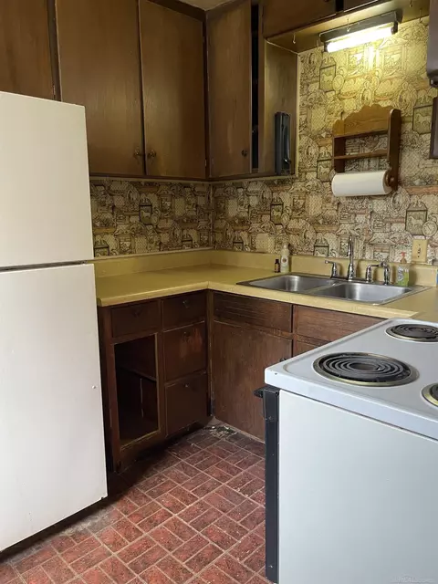 Kitchen - 4292 Marr, Warren, MI 48091 photo 2 of 2