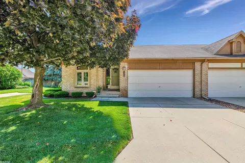 35956 Fierimonte, Clinton Township, MI 48035