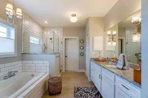 Bath - 10305 Exeter, Carleton, MI 48117 photo 1 of 11