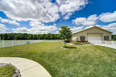 Exterior - 10305 Exeter, Carleton, MI 48117 photo 17 of 22