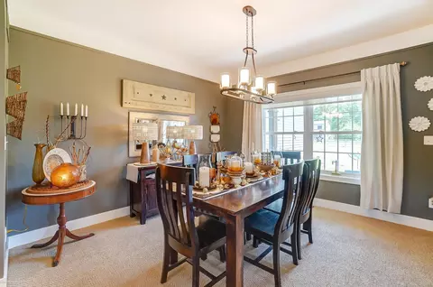 Dining - 10305 Exeter, Carleton, MI 48117 photo 2 of 4