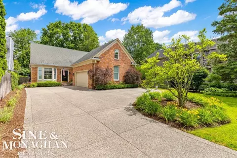 198 Lakeview, Grosse Pointe Farms, MI 48236