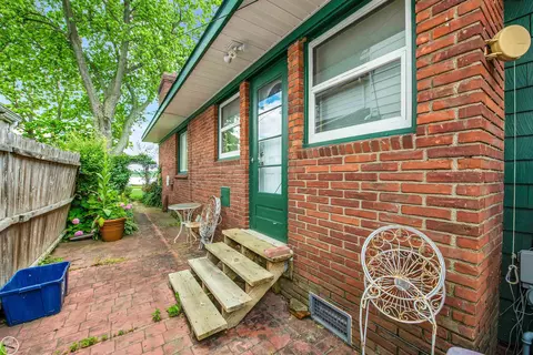 Exterior - 242 Edgewater, Algonac, MI 48001 photo 4 of 6