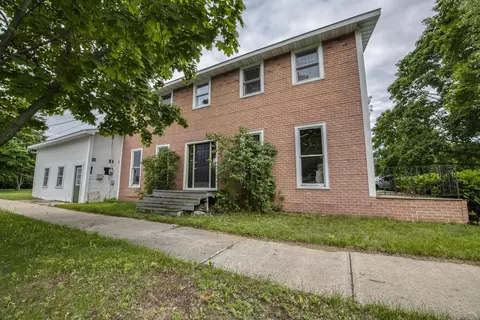 1220 S 15th, Escanaba, MI 49829