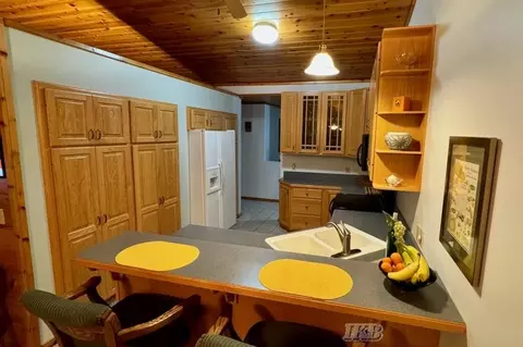 Kitchen - 1954 N Salisbury, Gladwin, MI 48624 photo 3 of 5