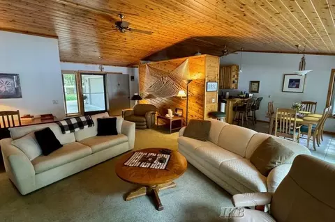 Living - 1954 N Salisbury, Gladwin, MI 48624 photo 4 of 8