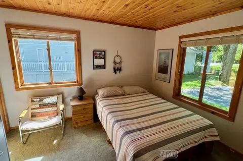 Bedroom - 1954 N Salisbury, Gladwin, MI 48624 photo 6 of 9
