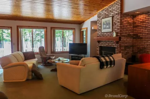 Living - 1954 N Salisbury, Gladwin, MI 48624 photo 3 of 8