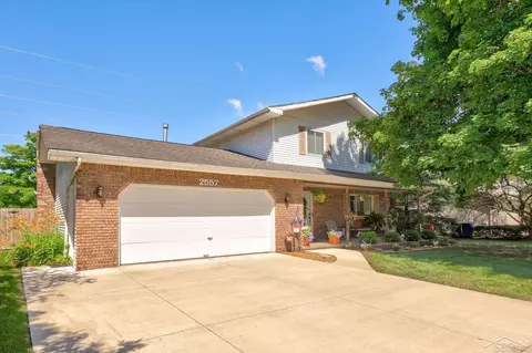 2557 Granada, Saginaw, MI 48603