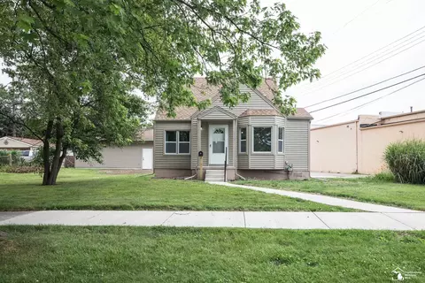 1911 Mill, Lincoln Park, MI 48146