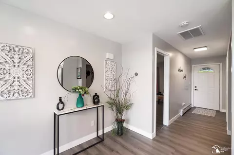 Entry Way - 11715 Baker, Jerome, MI 49249 photo 3 of 4