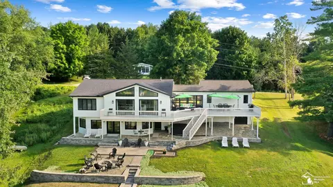 Exterior - 11715 Baker, Jerome, MI 49249 photo 9 of 10